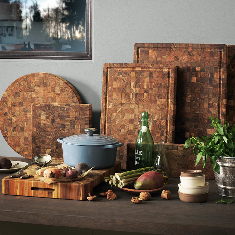 End Grain 18" Round Butcher Block Board