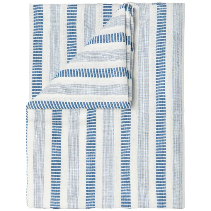 60x120 Woven Breeze Tablecloth