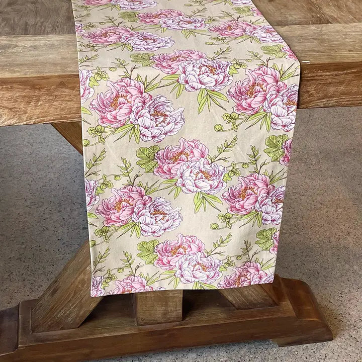 72" Runner Eloise Tea Stain