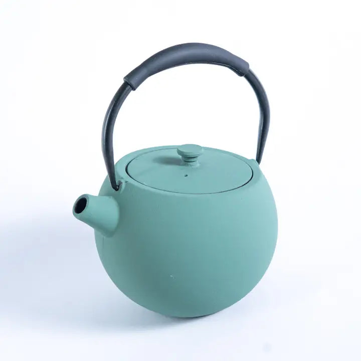 Green Tilted 28oz Round Cast Iron Tea Pot