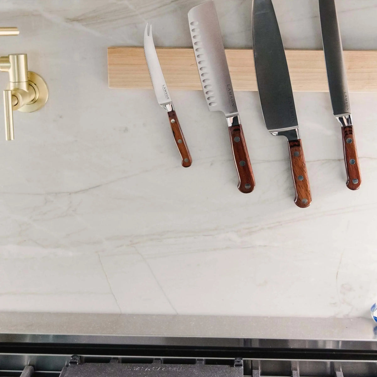 18" Walnut Magnetic Knife Bar