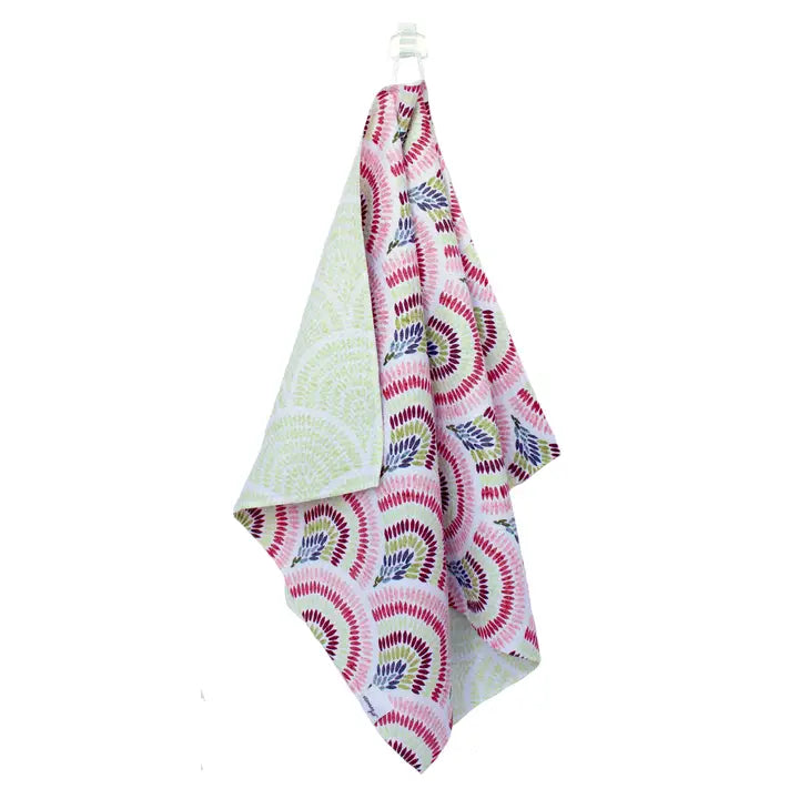 Vintage Scallops in Mulberry | Double Sided Kitchen Towels