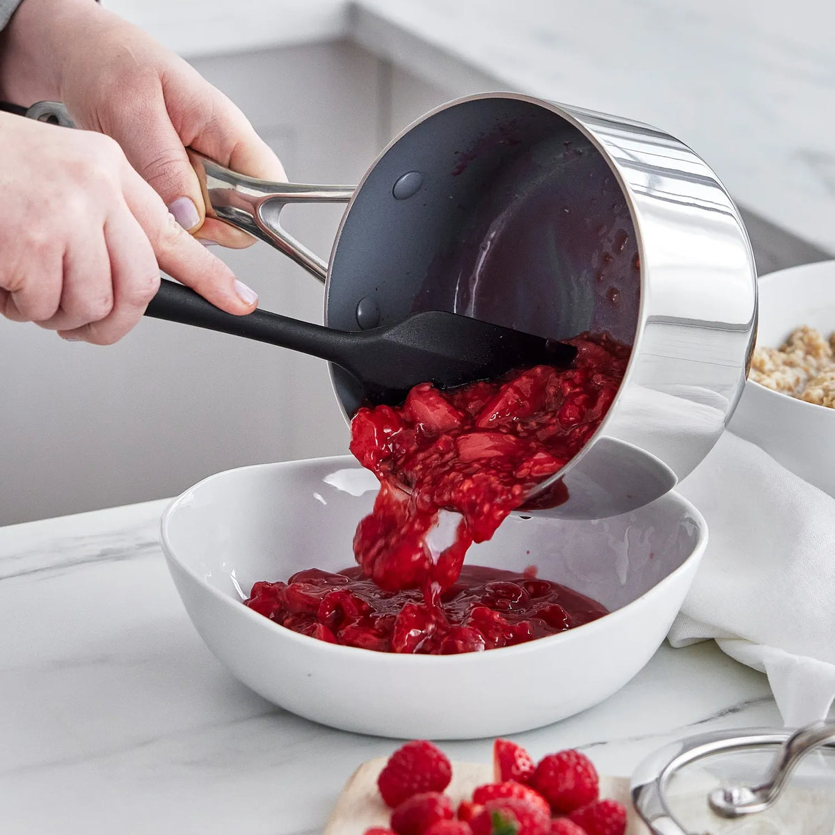 Tr-Ply Stainless Steel 1.6 Quart Valencia Pro Saucepan