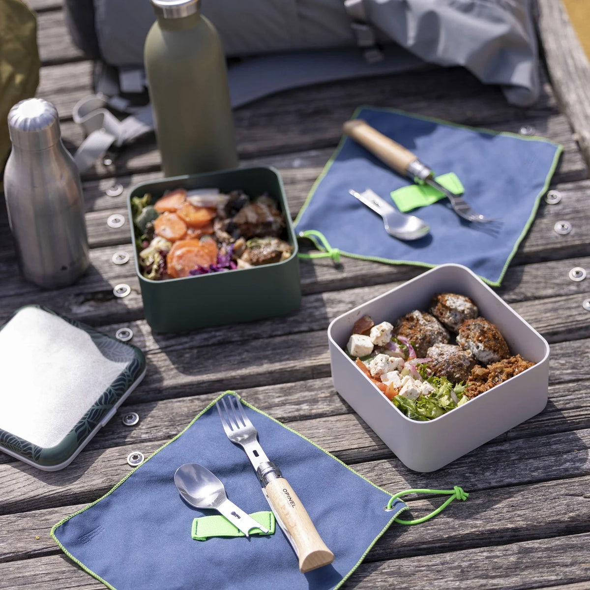 Picnic Plus Knife Set, Cutlery & No.08 Folding Knife