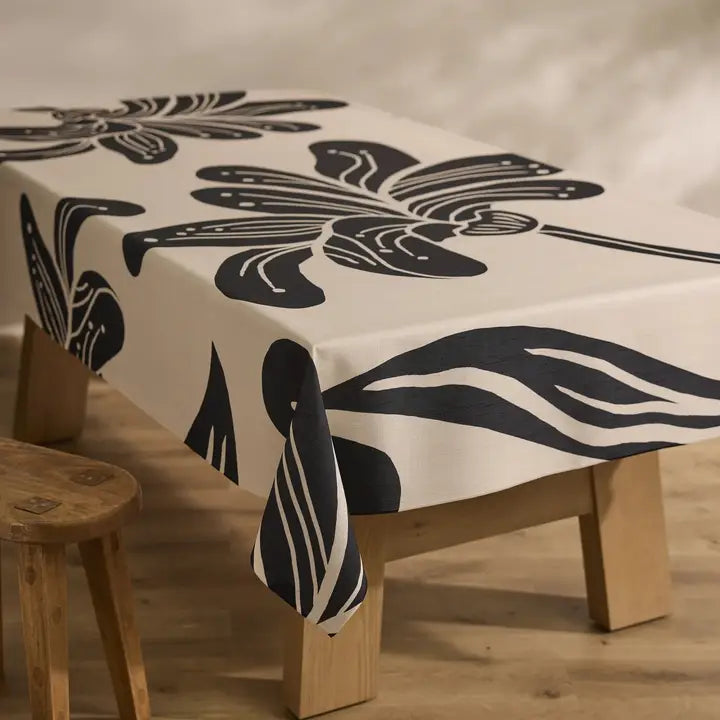 60x90 Giant Lush Floral Tablecloth