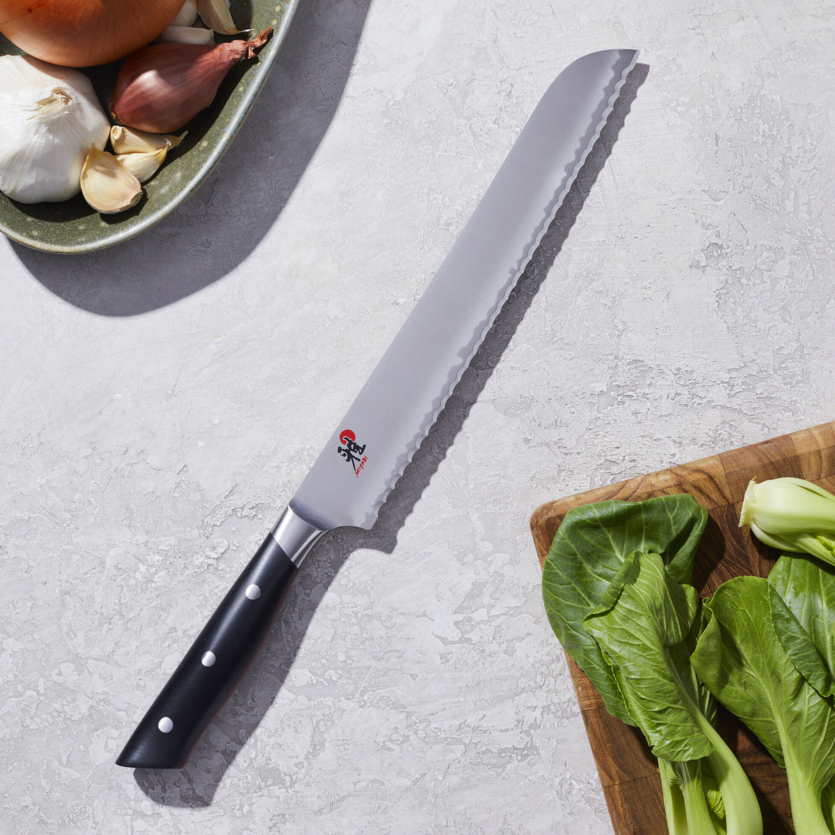 9" Bread Knife, Serrated