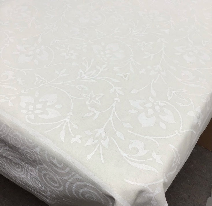 60x60 White on White Tablecloth