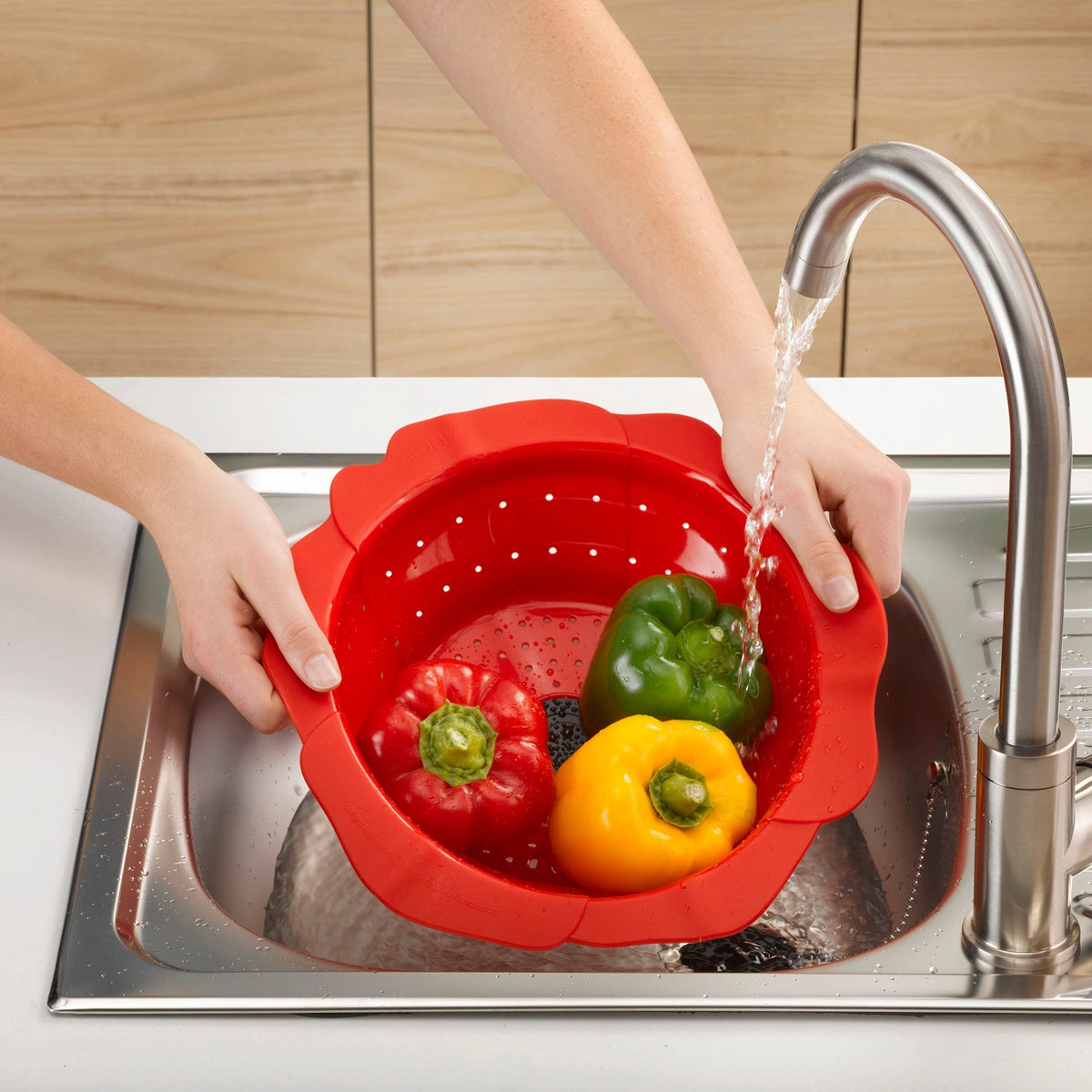 Poppy Colander 11" Collapsible
